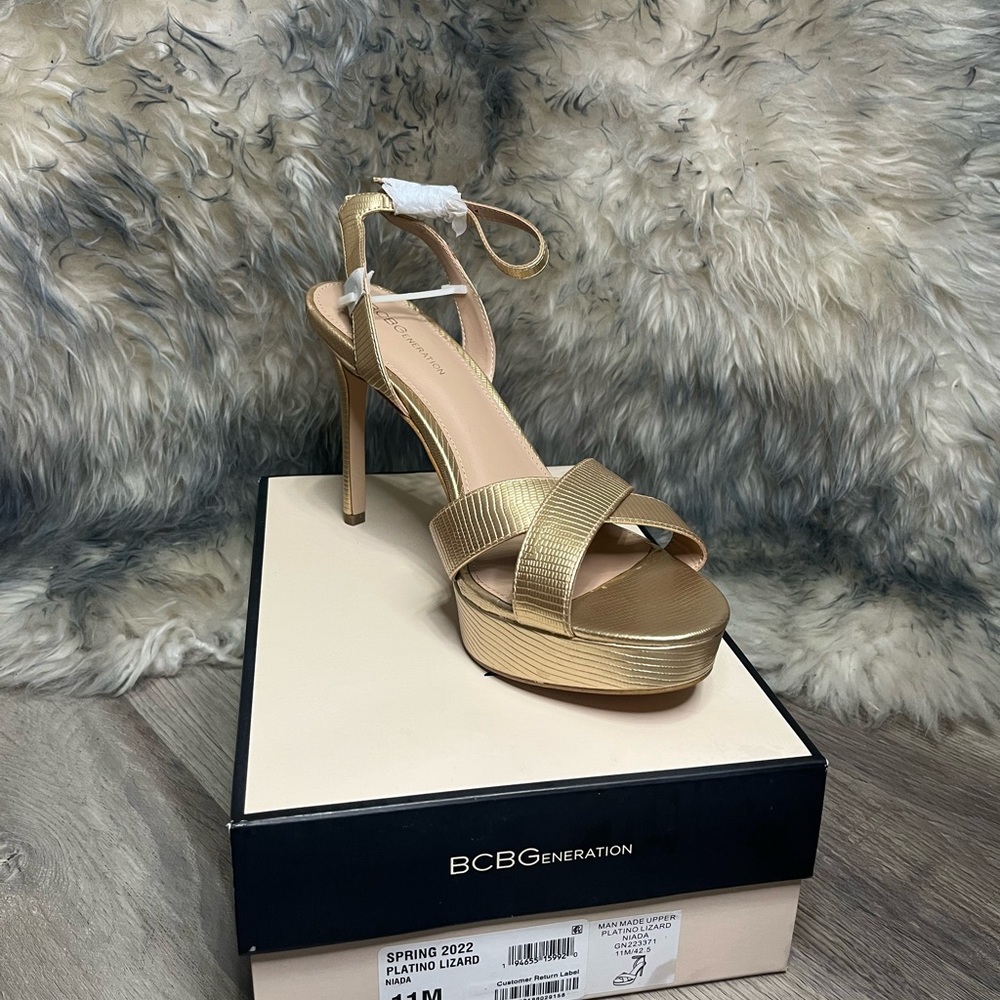 NIADA PLATFORM SANDAL HEEL - Picture 3 of 4